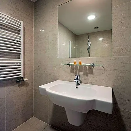 Hotel Ruby Blue