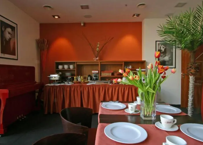 红宝石蓝光酒店 俄斯特拉发