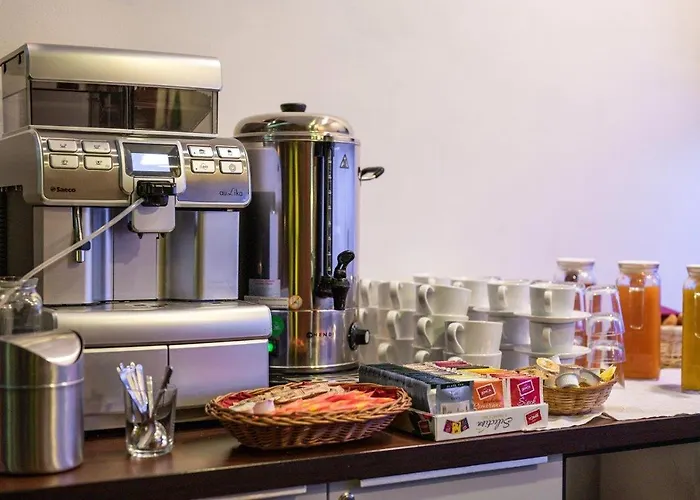 红宝石蓝光酒店