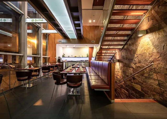 红宝石蓝光酒店 4*